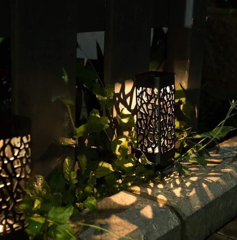 Luz de jardim vintage à prova de água e alimentada por energia solar